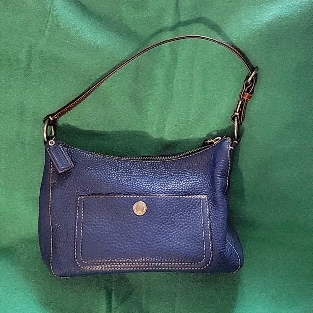 Coach Purse Navy Pebbled EUC